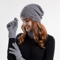 Set invernale da donna 3 pezzi grigio, con berretto in maglia, scaldacollo e guanti - Grigio