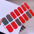 Gros plan de stickers à ongles de Noël rouges scintillants avec rayures vert, SDA-008 - Style Sergé Rouge Vert Pailleté Rouge (SDA-008)