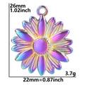 Detalle con dimensiones del colgante de girasol arcoíris de 26mm de alto y 22mm de ancho - Colorido