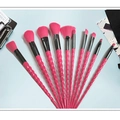 Set pennelli trucco unicorno rosa con manici a spirale e setole morbide su sfondo blu - Set da 10 Pezzi / Unicorno Rosa