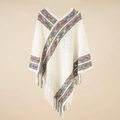 Mantella poncho in maglia stile boho con motivi a rombi e frange bianche decorative - Bianco Diamante