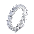 Elegante anello eternity in argento 925 con scintillanti zirconi cubici a forma di cuore - US 5 / Argento