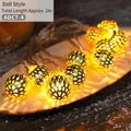 LED-Weihnachtslichterkette mit goldenen hohlen Metallkugeln in 2m Länge, warmweiß - Goldene Kugel Lichterkette / Gesamtlänge ca. 2m