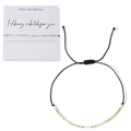 Pulsera minimalista de código Morse con cordón negro y cuentas sobre tarjeta - Código Morse Negro Blanco Oro