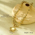 Detalle del collar con colgante de estrella dorada y medidas de la cadena de bolas - Oro Estrella De Cinco Puntas