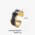 Anillo ajustable de acero inoxidable dorado con esmalte de mármol grisáceo - Abierto Ajustable / Estilo de Esmalte Negro