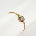 Golden Figaro chain bracelet featuring a shell style round pendant with letter W - Abalone Shell / Letter W / Colorful