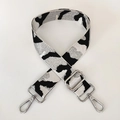 Bandoulière réglable motif camouflage avec fil métallique argenté et mousquetons - Fil d'argent blanc + Boucle argentée