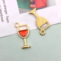 Colgantes de copa de vino esmaltados en rojo y dorado para accesorios de joyería DIY - 1 pieza copa de vino tinto