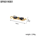 Dettaglio di pendente a fiocco in acciaio dorato con pietre nere a goccia e dimensioni - BP00190B1-Oro Nero Fiocco