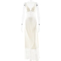 Elegante abito lungo bianco con inserti in pizzo, scollo a V e finitura effetto seta - S / Albicocca