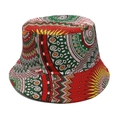 Dettaglio di un cappello a secchiello bohémien con motivi geometrici e trama intrecciata - M (56-58cm) / Stampa Etnica Rosso Verde Giallo (A)