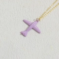 Golden chain necklace with minimalist purple airplane pendant for stylish dopamine dressing - Purple (XL2377)