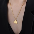 Minimalistische 18K vergoldete Herzanhänger Halskette mit gedrehter Kette - Halskette / 50cm / Gold
