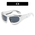 Y2K futuristische dicke Sonnenbrille in Silber mit dunklen Gläsern für Streetwear. - Glänzendes Großes Katzenauge Silber Schwarze Linse