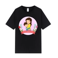 T-shirt noir fête des mères avec graphique d'une mère et d'un enfant s'embrassant - XS / Dessin Animé Maman et Enfant / Noir