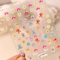Autocollants 3D pour ongles motif ours brodés et fleurs au style mignon - TS-3804 Ours Broderie (Nouveau Relief)