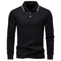 Primer plano del cuello de polo negro con rayas blancas y naranjas en tejido de punto - S / Negro