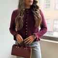 Chaqueta de punto granate para mujer con manga larga y bordes ondeados - S / Burdeos