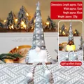 Gnomo di Natale grigio con cappello lavorato a maglia e luci LED integrate - Stile cappello a fiocco di neve verde