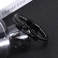 Bracciale da uomo in pelle nera intrecciata con nodo infinito e chiusura magnetica in metallo - Nero/Fibbia Nera