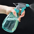 Flacone spray manuale blu traslucido con corpo in plastica rigata e ugello regolabile - Verde