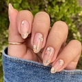 Translucent pink almond fake nails with delicate white daisy floral patterns for women - White Daisy Nude Pink Style (JP3762)