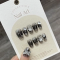 Black gradient cat-eye press-on nails with silver bows and sparkling heart accents - L / Black Metal Blush