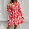 Elegante korte jurk met V-hals, lange mouwen en rode bloemenprint met ruches voor dames - S / Rood