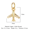 Goldener Flugzeuganhänger aus Kupfer und Zirkonia mit Maßen 12x10mm für DIY-Schmuck - Flugzeug-Stil (VB751-2) / Gold