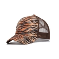 Detalle de gorra trucker con estampado de tigre, malla marrón transpirable y visera curvada - Talla Única(Ajustable) / Estampado de Rayas de Tigre (C)