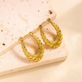 Boucles d'oreilles créoles en acier titane plaqué or 18k avec motif texturé soleil - EH106/Nervure de Feuille Solaire