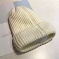 Berretto invernale in maglia a coste bianco crema con morbida fodera in pile - Adulto 53-58CM Circonferenza Testa / Bianco Sporco