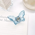 Pinza para el pelo de mariposa azul claro translúcido de acrílico en un libro - Pequeño 2.5cm / Azul grisáceo