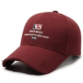 Berretto da baseball bordeaux invecchiato con ricamo bianco e dettagli stile vintage - Rosso