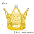 Detailed view of a golden alloy mini crown with rhinestones, sized 3.1cm by 3.2cm - Heart Finger Small Gold 01
