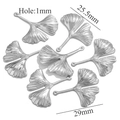 Ciondoli foglia di ginkgo argento in acciaio inossidabile 29mm x 25.5mm per gioielli - Ginkgo / Argento