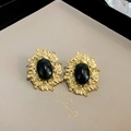 Orecchini vintage a foglia d'oro con pietre nere ovali in un design raffinato ed elegante - Gemme nere con foglie dorate (33#)
