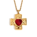 Collar de cruz martillada chapado en oro con gema de corazón rojo y cadena de cuerda - Cruz de Ágata Roja con Corazón Martillado / Dorado-Ágata Roja