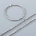 Detalle del conjunto de collar y pulsera de acero inoxidable con cierre de mosquetón - Pulsera 20CM / Color Acero