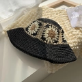 Schwarzer Strohhut für Damen mit kontrastierenden Häkelblumen im japanischen Stil - M(56-58cm) / Schwarz