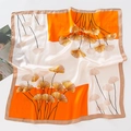 Elegante foulard di seta a foglia di ginkgo beige e arancione, sciarpa leggera da donna - Arancione