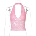 Detailansicht des zarten rosa floralen Spitzenstoffs dieses schmalen Halter-Tops - S / Rosa