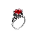 Hip-Hop Punk Ring aus Legierung mit Totenkopf-Design, Altsilber-Finish und rotem Stein - Rubin