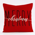 Detailaufnahme roter Kissenbezug zu Weihnachten mit MERRY christmas Text auf Weiß - Merry Christmas Text / 45x45cm