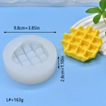 Detalle del molde redondo de silicona para gofres con diámetro de 9,8 cm y altura de 2,8 cm - Talla L (9.8cm)