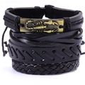 Détail du bracelet multicouche en cuir noir avec breloque scorpion en bronze vintage - Scorpion