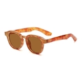 Retro-Rundsonnenbrille mit Schildpattrahmen und braunen Gläsern in der Seitenansicht - Sonnenbrille / Hellgelber Schildpatt-Rahmen mit teebraunen Gläsern