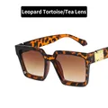 Square tortoise shell sunglasses with gradient tea lenses and gold metal accents - Leopard / Brown