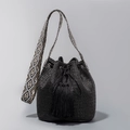Borsa a secchiello intrecciata nera con frange e tracolla a motivi geometrici - 22*22*17CM / Nero (ES240018-6)
